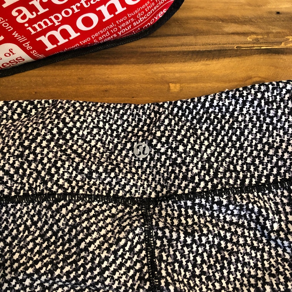 Lululemon Wunder Under Crop Scatter Star Arctic - Picture 7 of 8
